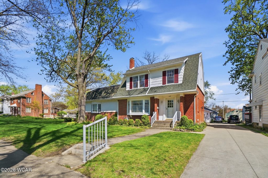 Photo of 408 Runyan Avenue, Lima, OH 45801 (MLS # 310063)