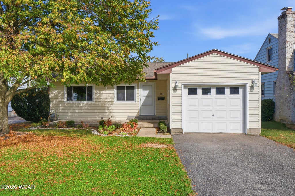 Photo of 1984 W Elm Street, Lima, OH 45805 (MLS # 311767)