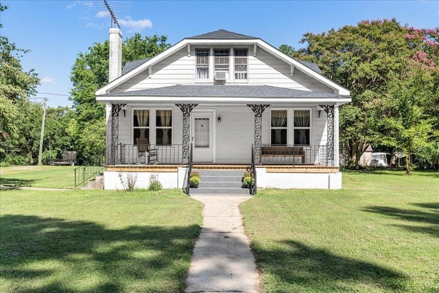 661 N. Main St.