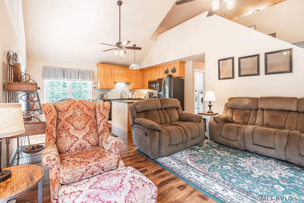 126 Anchor - Photo 2