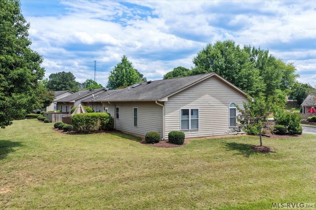 236 Beaver Creek Drive - Photo 3