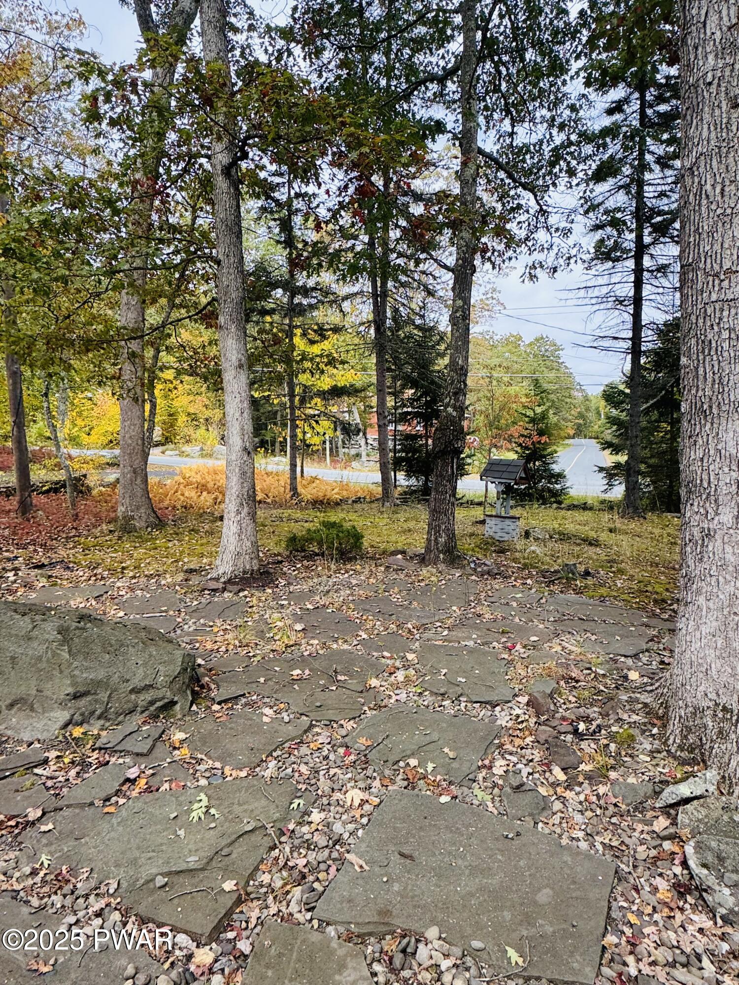 Lords Valley, Pennsylvania 18428, United States, 3 Bedrooms Bedrooms, ,2 BathroomsBathrooms,Residential,Active,216138