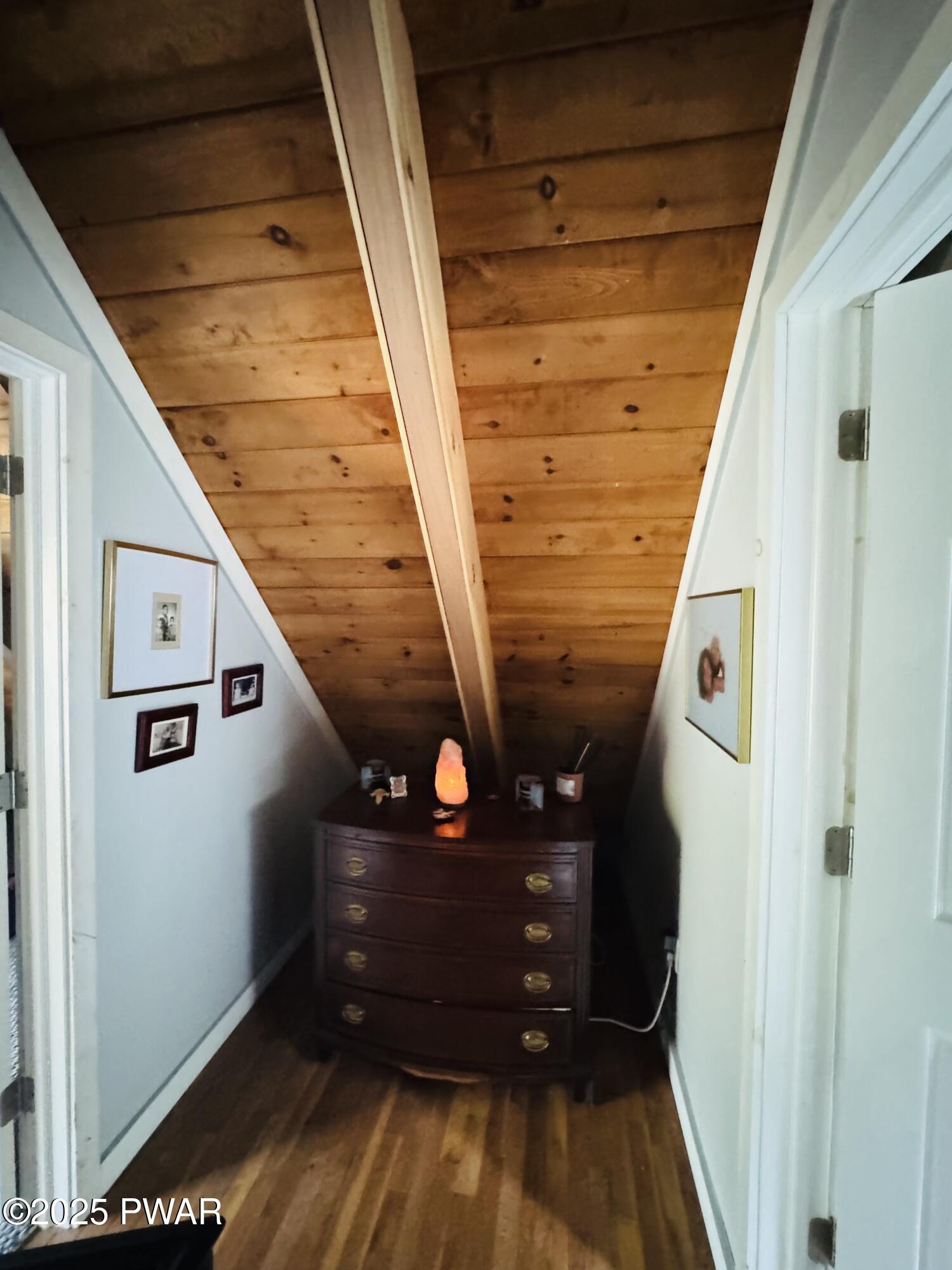 Lords Valley, Pennsylvania 18428, United States, 3 Bedrooms Bedrooms, ,2 BathroomsBathrooms,Residential,Active,216138