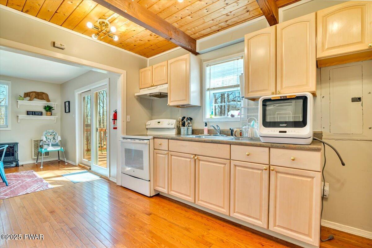 141 Karl Hope Boulevard, Lackawaxen, Pennsylvania image 12