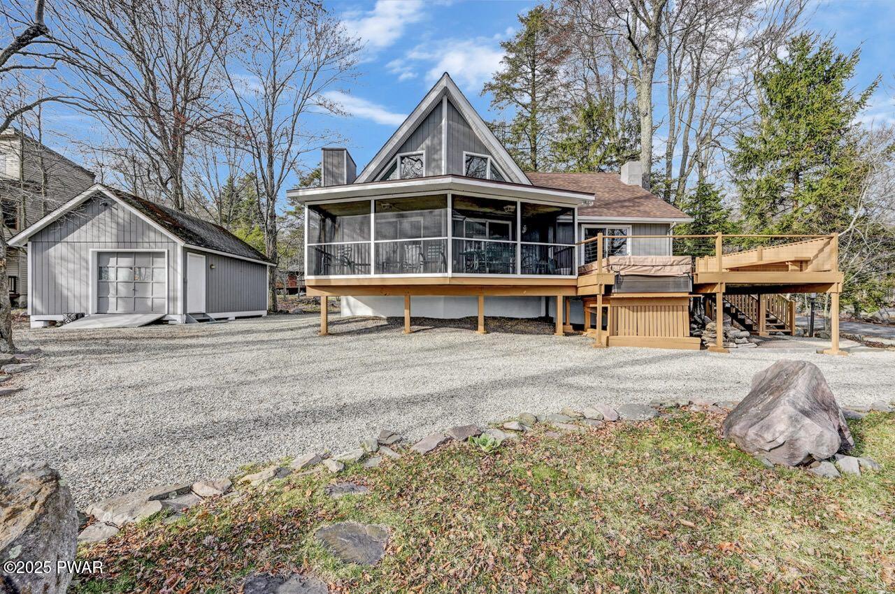 1018 Beaver Lane, Gouldsboro, Pennsylvania image 3