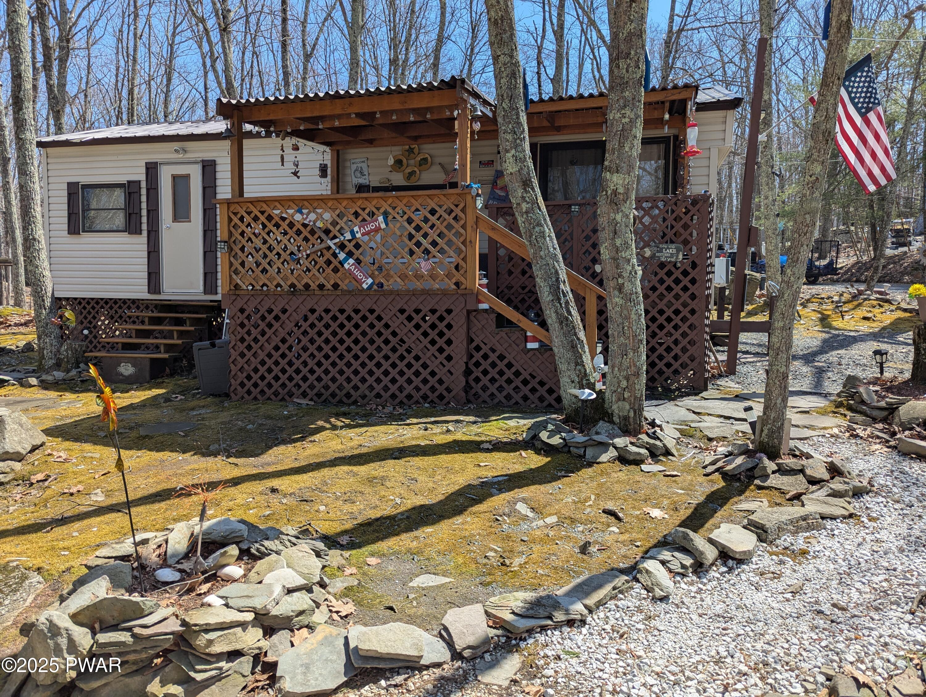 133-135 Pheasant Lane, Shohola, Pennsylvania image 1