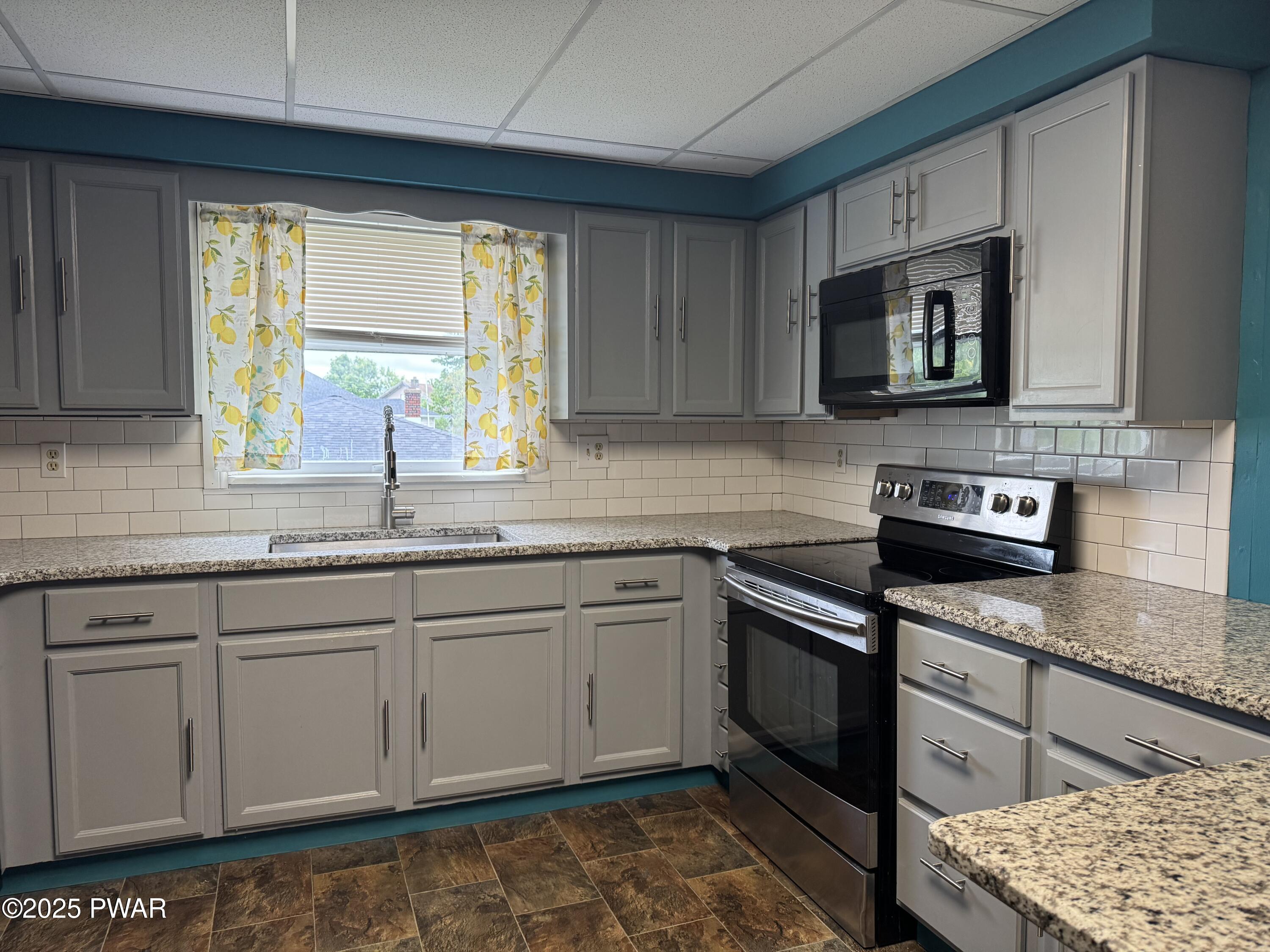 403 Marion Street, Forest City, Pennsylvania image 16