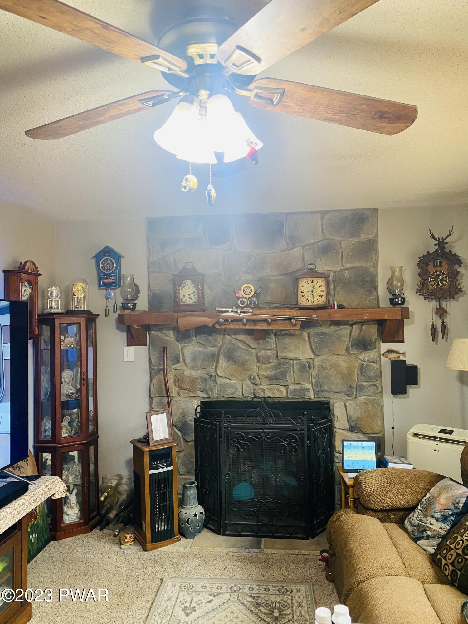 Greentown, Pennsylvania 18426, United States, 3 Bedrooms Bedrooms, ,2 BathroomsBathrooms,Residential,Pending,68681