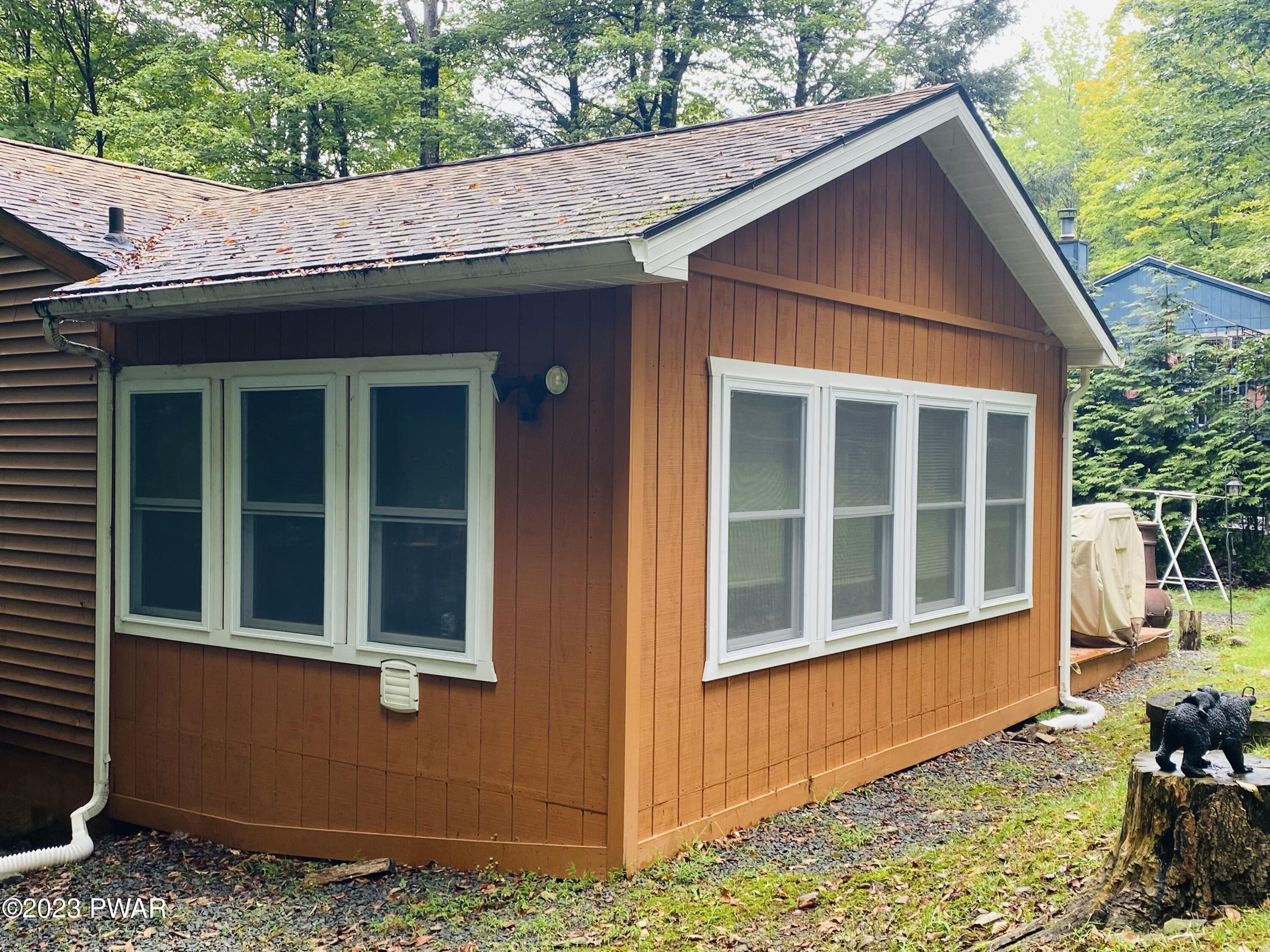 Greentown, Pennsylvania 18426, United States, 3 Bedrooms Bedrooms, ,2 BathroomsBathrooms,Residential,Pending,68681