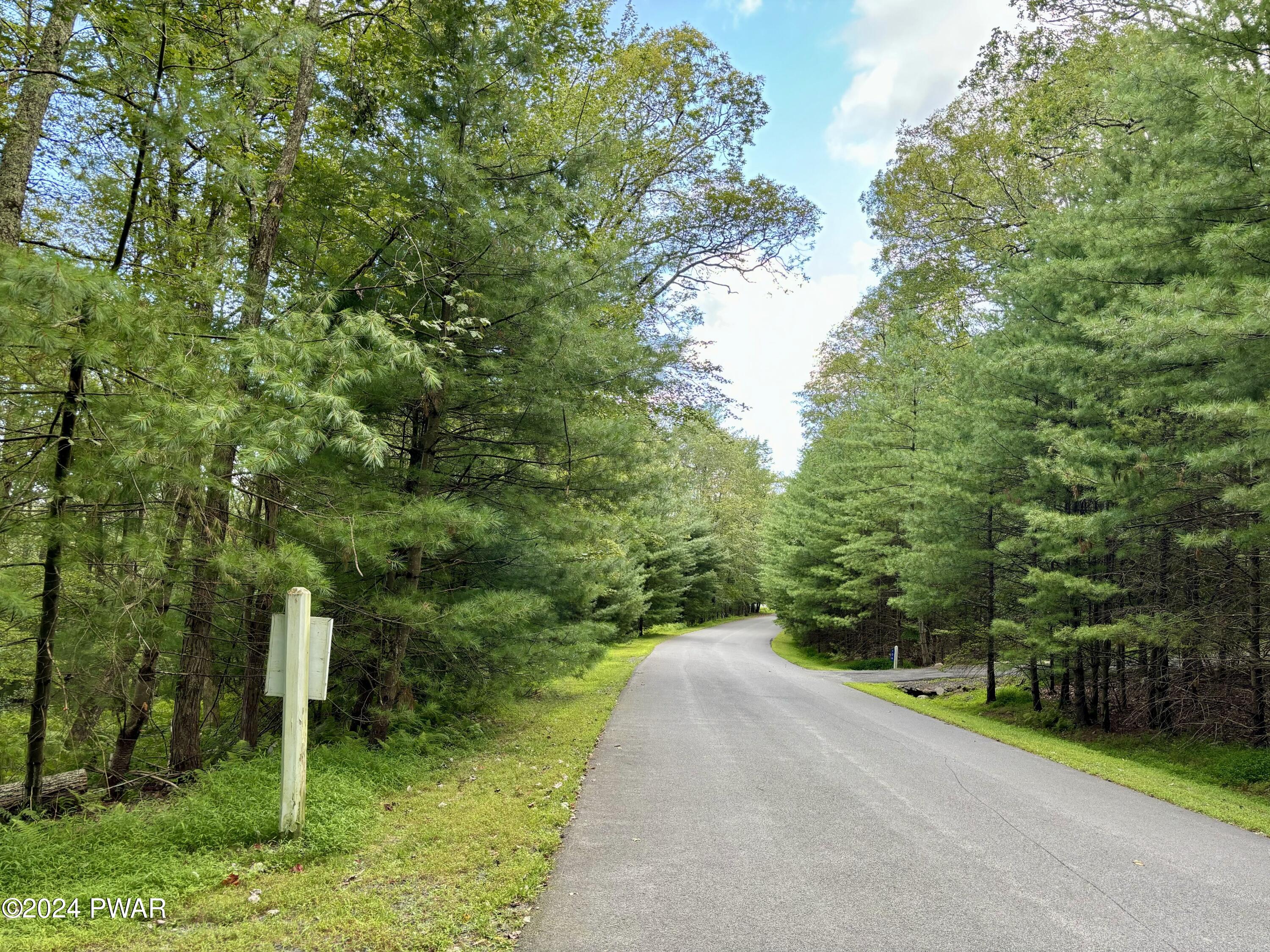 107 Kinsale Lane, Dingmans Ferry, Pennsylvania image 7