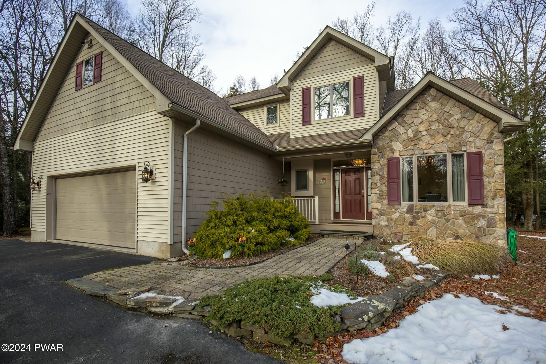 43 Spring Brook Circle, Lakeville, Pennsylvania image 1