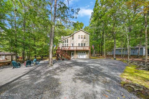 Photo of 193 Robin Way, Lackawaxen, PA 18435 (MLS # PW253316)