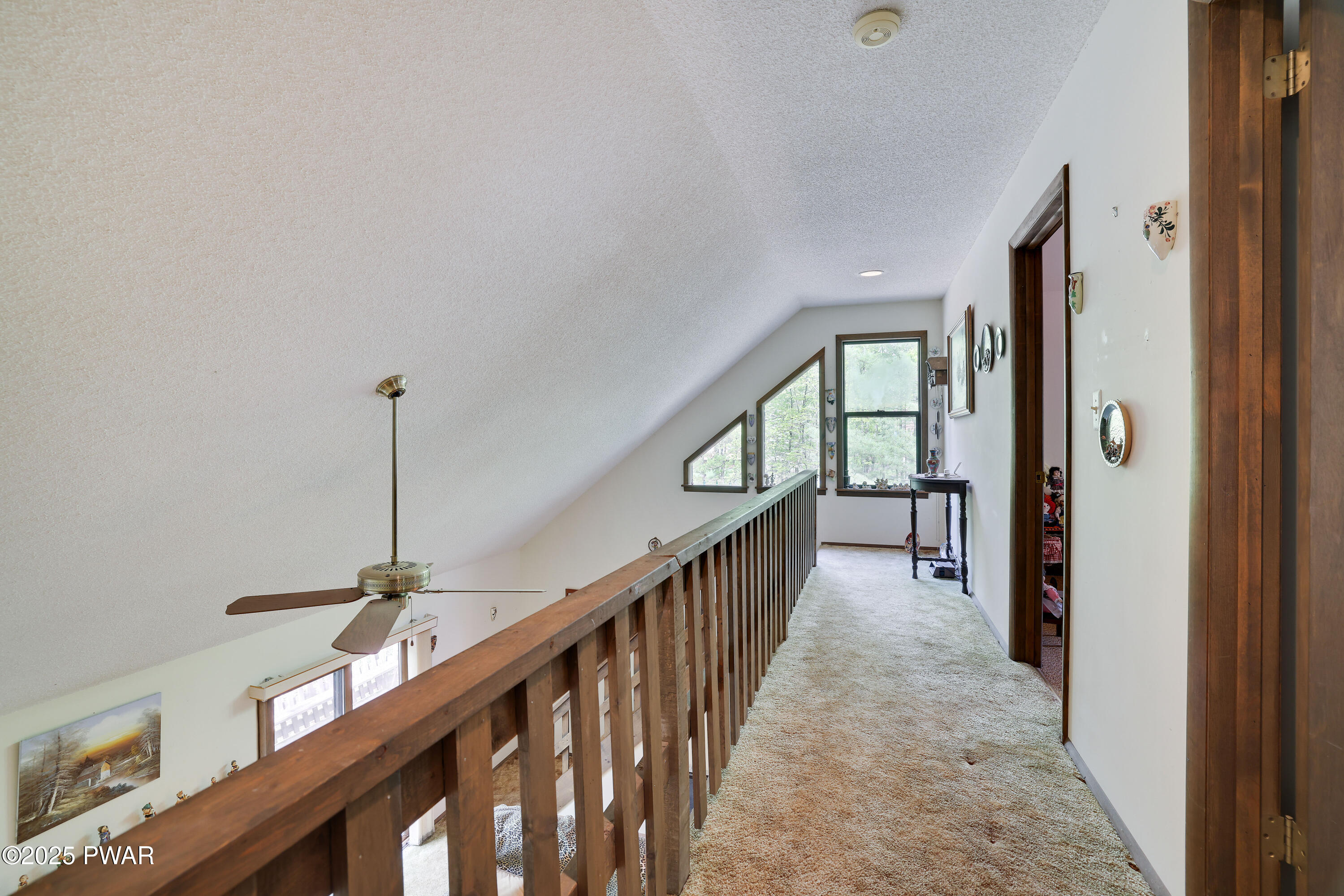 105 Golden Eagle Terrace, Milford, Pennsylvania image 21