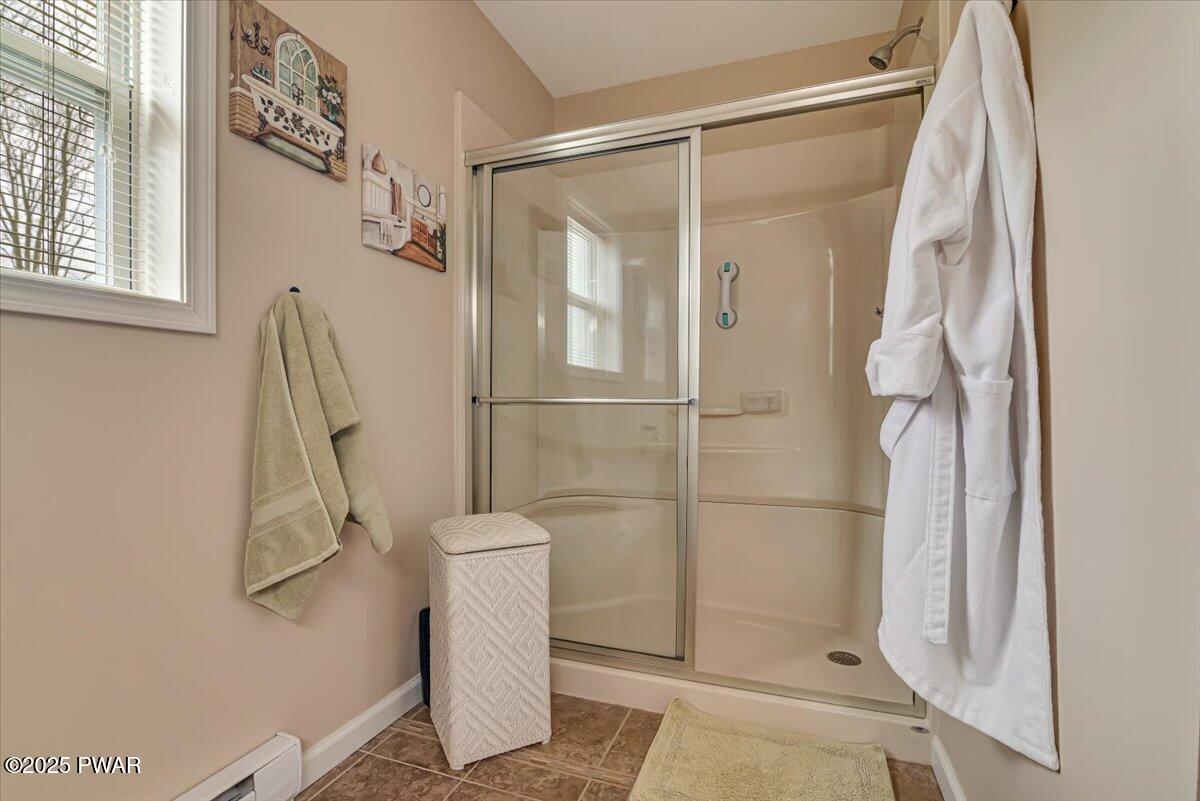 104 Falcon Crest Crst, Greentown, Pennsylvania image 29