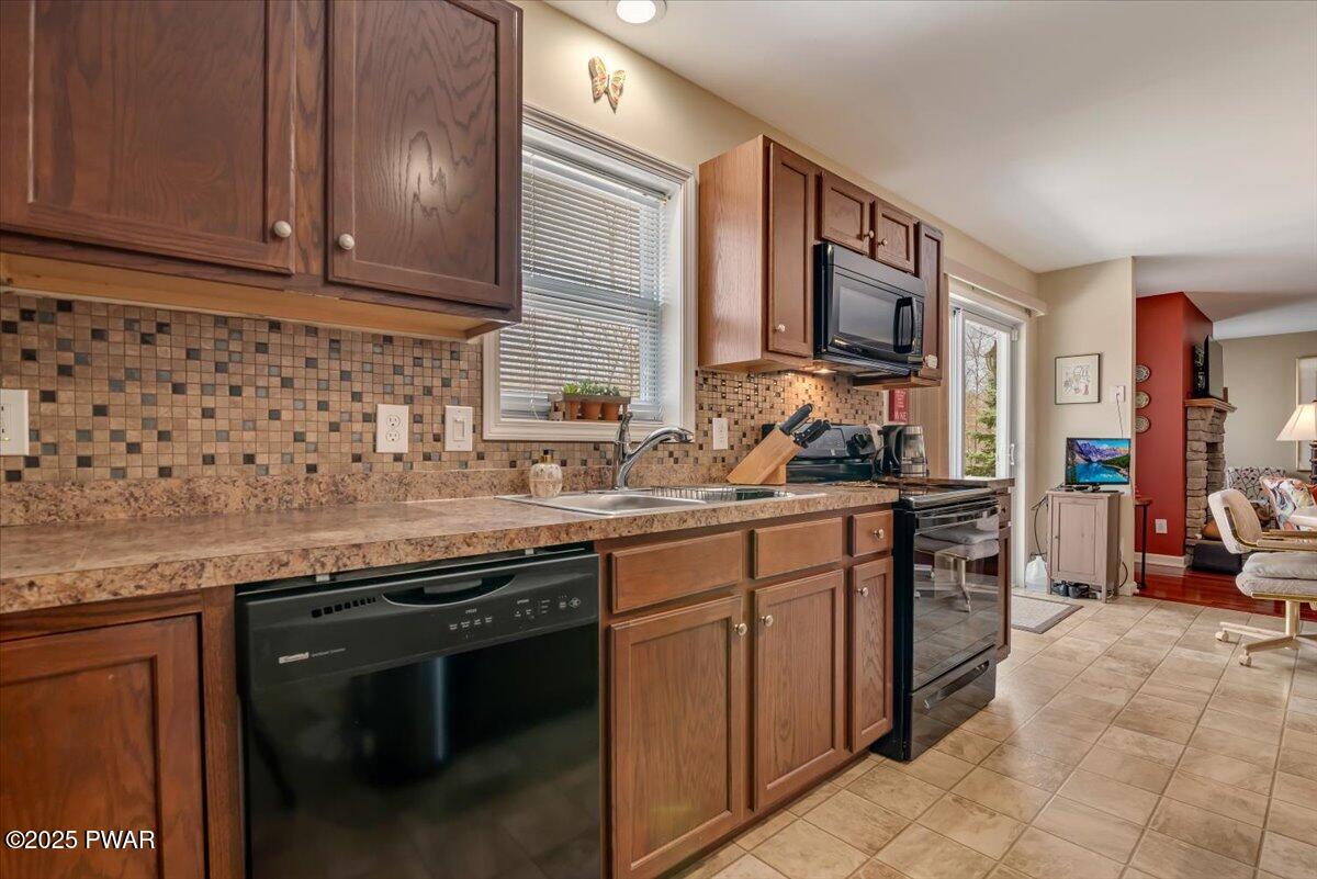104 Falcon Crest Crst, Greentown, Pennsylvania image 20