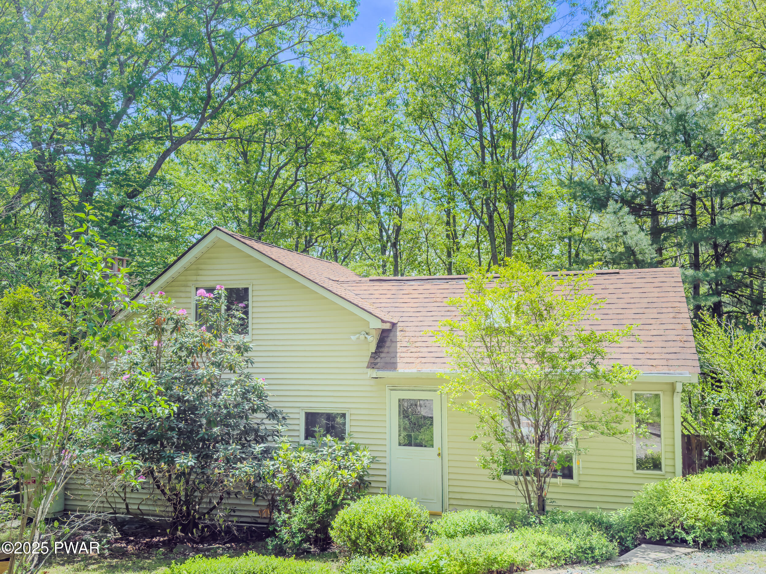 516 Lake Road Rd, Hawley, Pennsylvania image 2