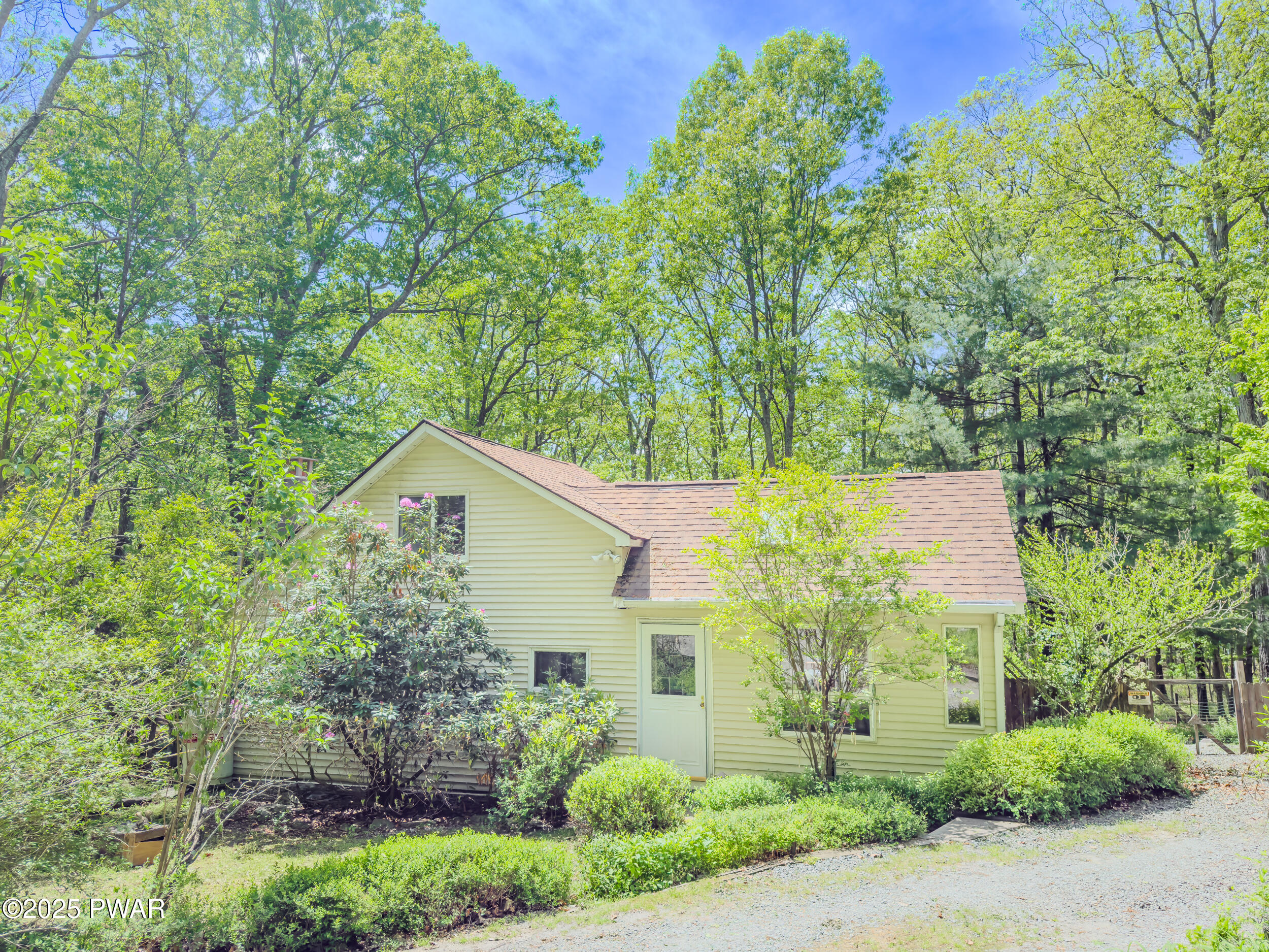 516 Lake Road Rd, Hawley, Pennsylvania image 1
