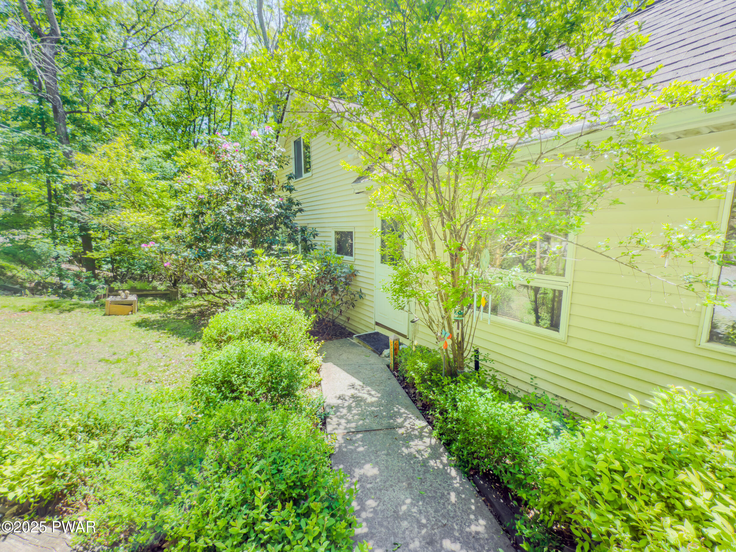 516 Lake Road Rd, Hawley, Pennsylvania image 4