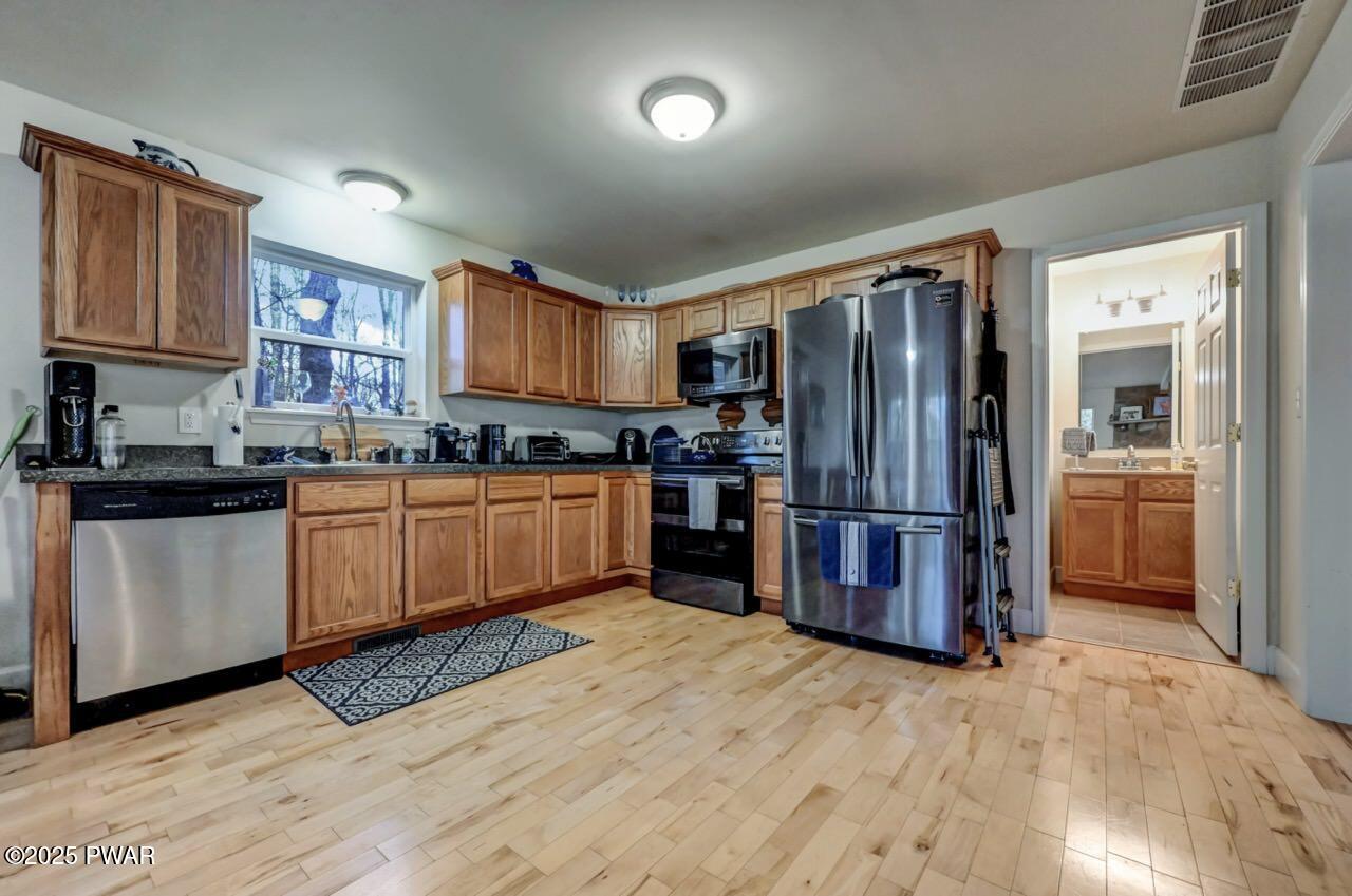 111 Bugle Court, Lackawaxen, Pennsylvania image 9