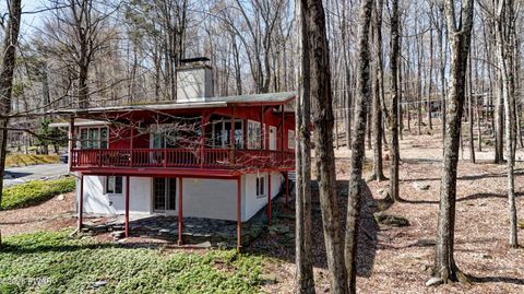 Homes For Sale - 117 N Maple Lane<br/> Greentown, PA 18426