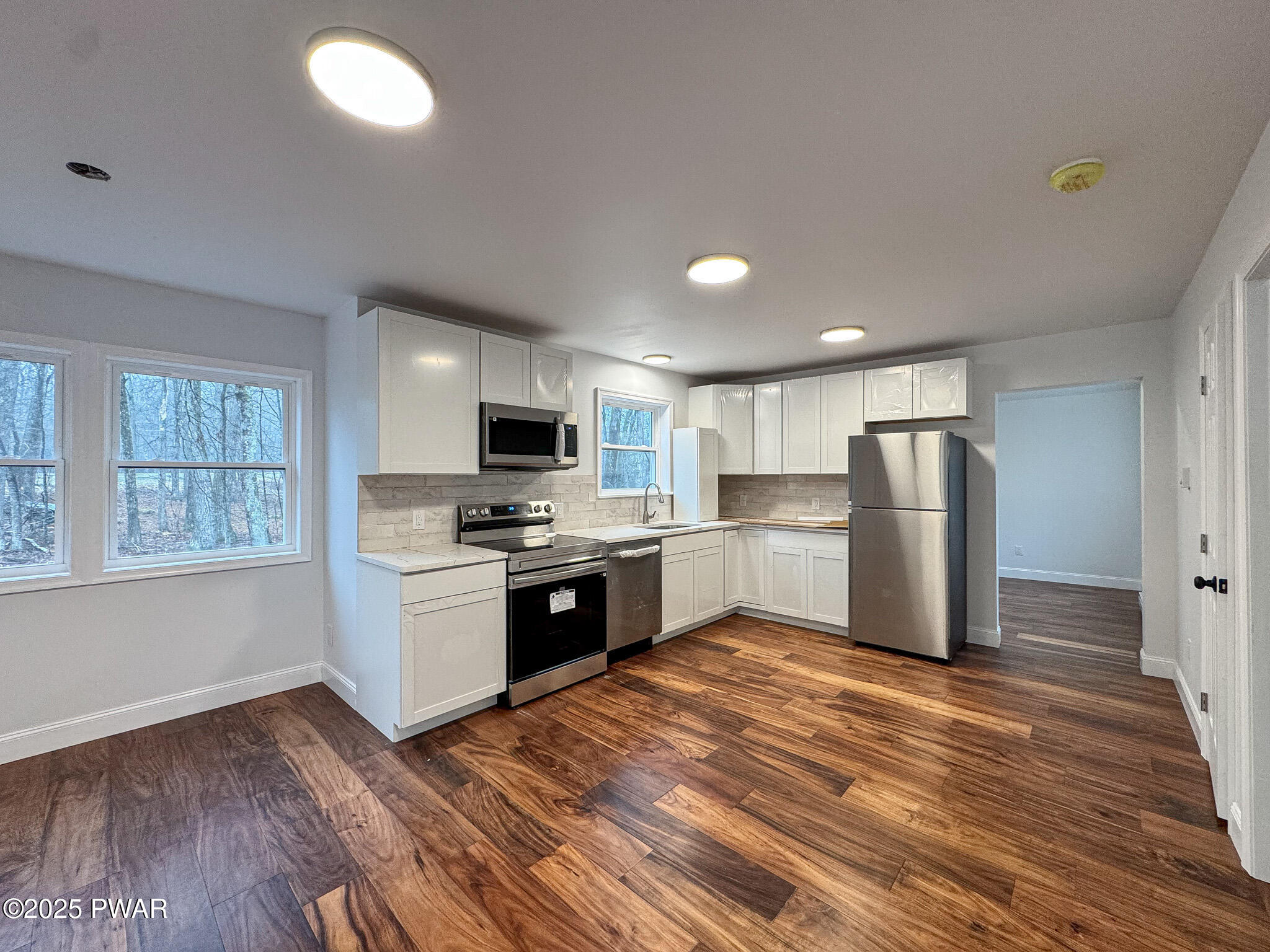 371 Underhill Drive, Tamiment, Pennsylvania image 12