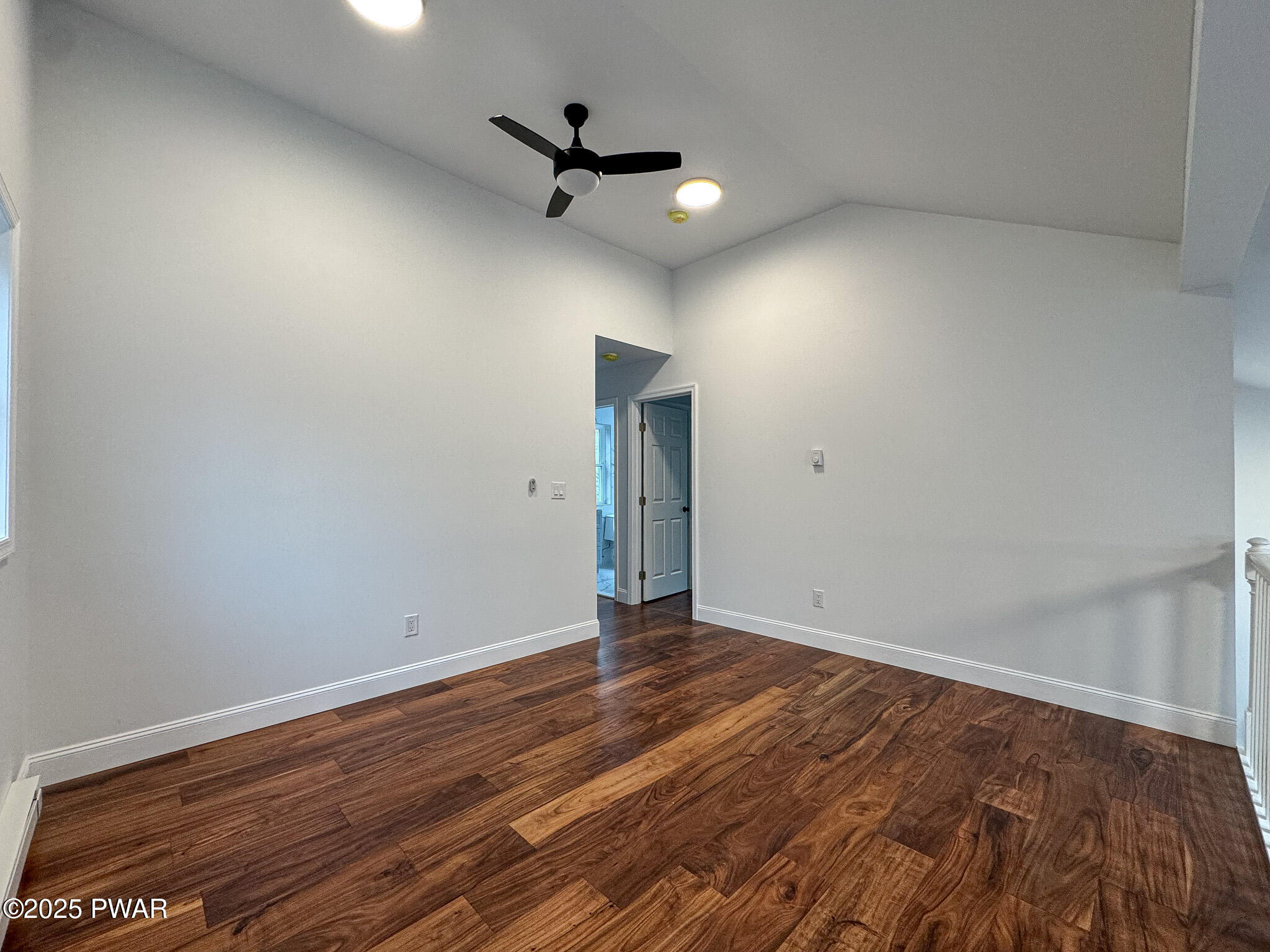 371 Underhill Drive, Tamiment, Pennsylvania image 16