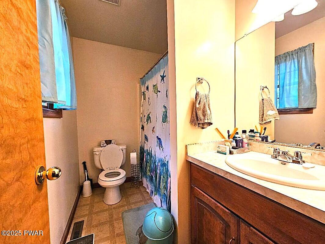 801 Sun Valley Court, Tafton, Pennsylvania image 13