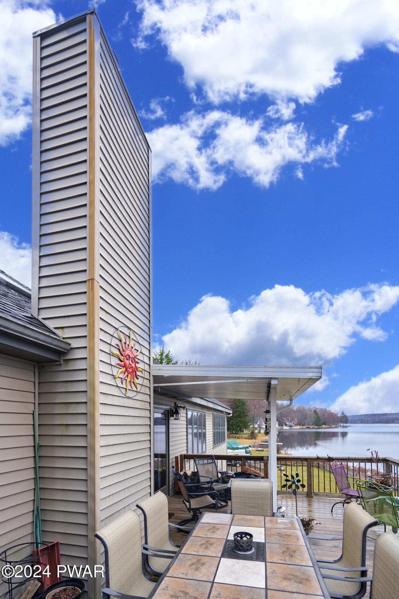 Hawley, Pennsylvania 18428, United States, 4 Bedrooms Bedrooms, ,2 BathroomsBathrooms,Residential,Pending,61446