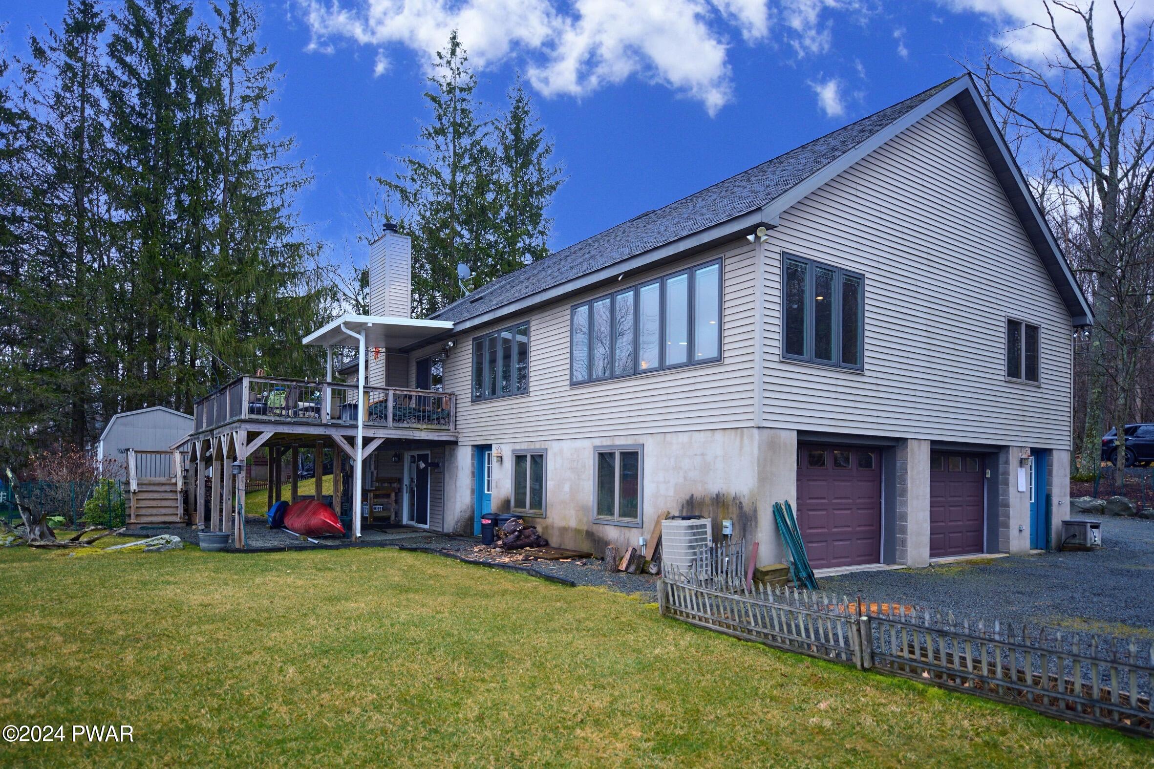 Hawley, Pennsylvania 18428, United States, 4 Bedrooms Bedrooms, ,2 BathroomsBathrooms,Residential,Pending,61446