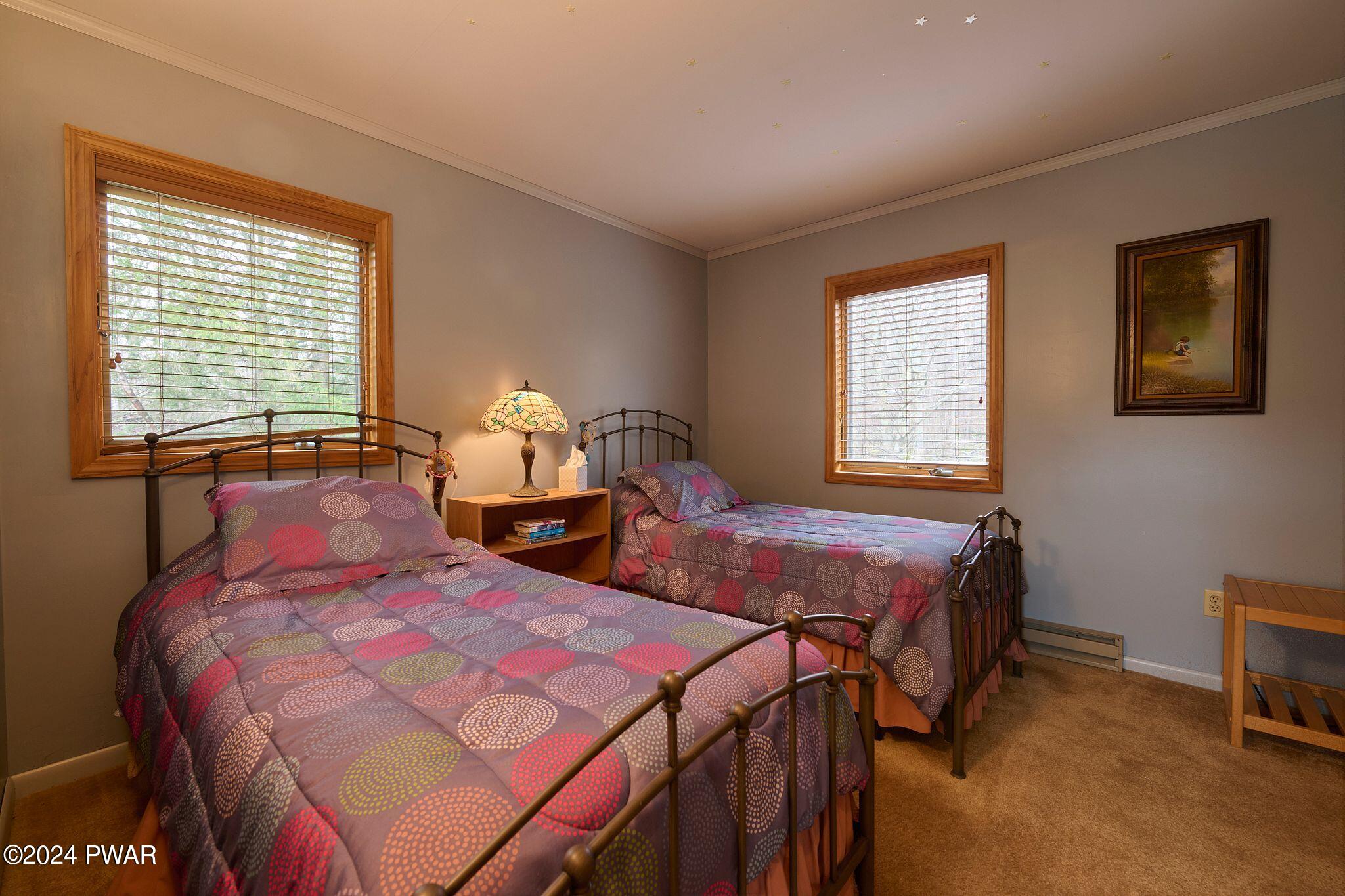 Hawley, Pennsylvania 18428, United States, 4 Bedrooms Bedrooms, ,2 BathroomsBathrooms,Residential,Pending,61446