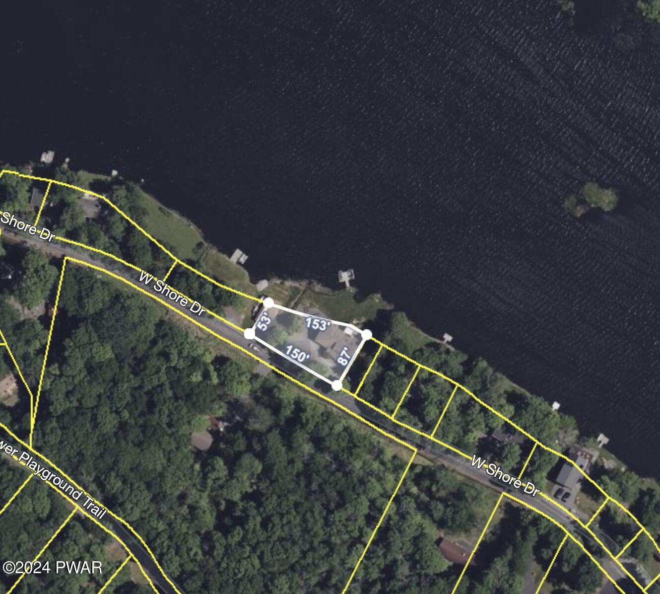 Hawley, Pennsylvania 18428, United States, 4 Bedrooms Bedrooms, ,2 BathroomsBathrooms,Residential,Pending,61446