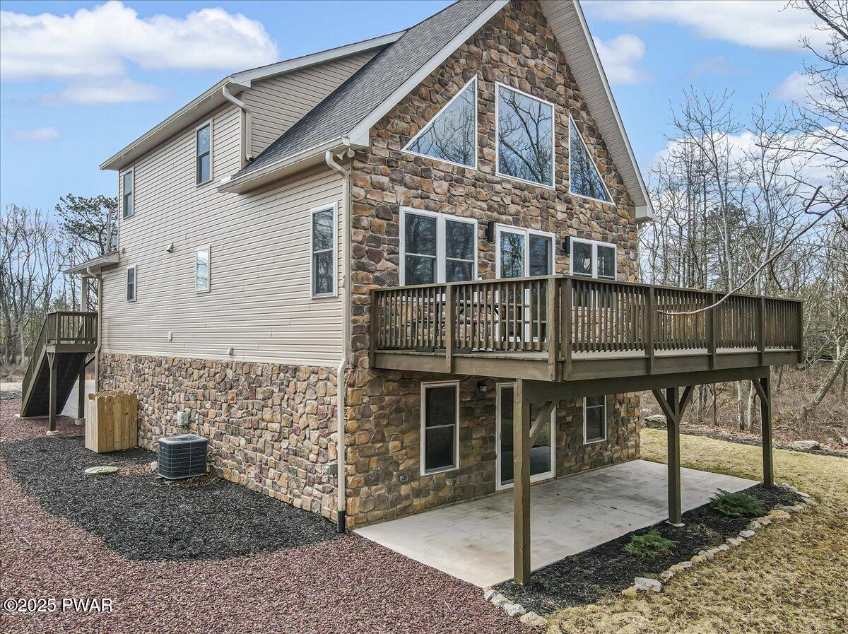 20 Merion Drive, Hazleton, Pennsylvania image 2