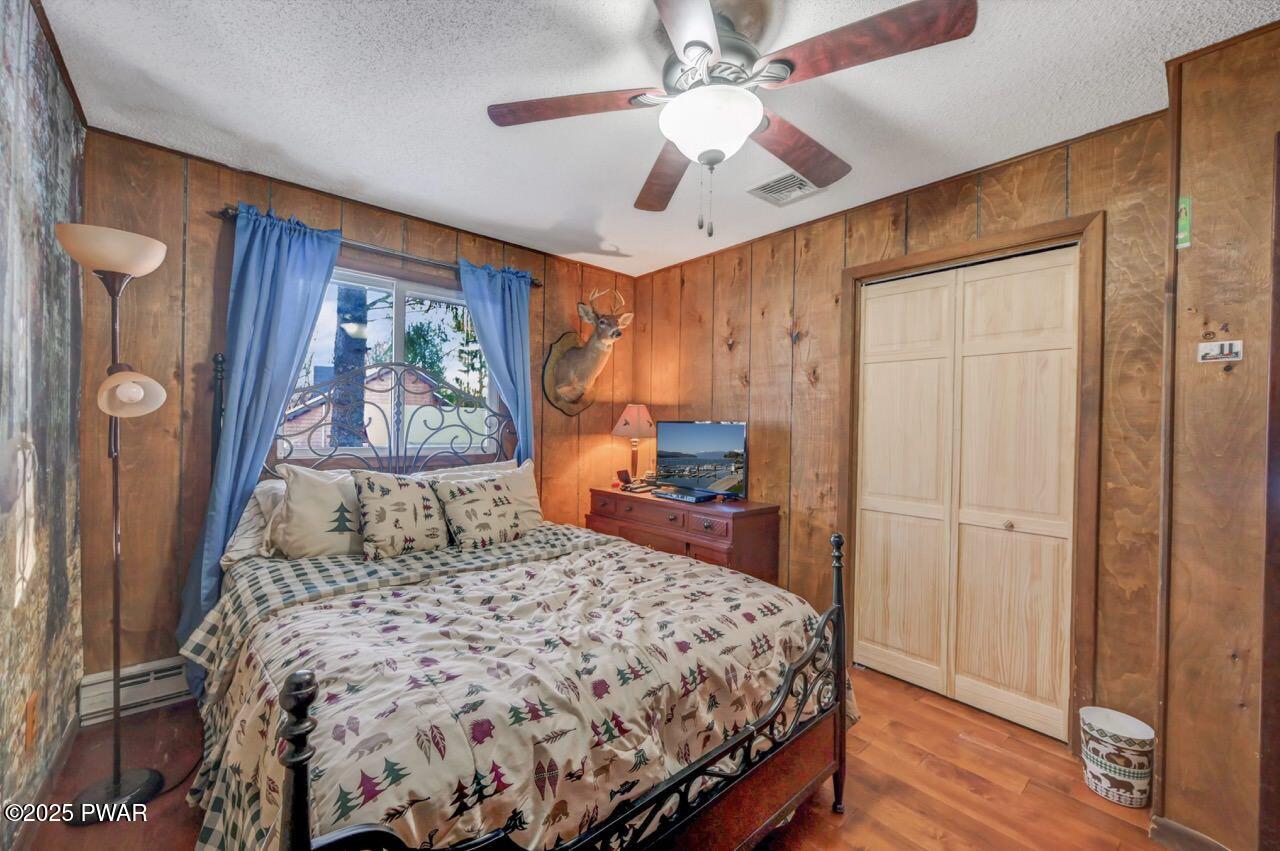 Lake Ariel, Pennsylvania, 18436, United States, 5 Bedrooms Bedrooms, ,2 BathroomsBathrooms,Residential,Active,2006806