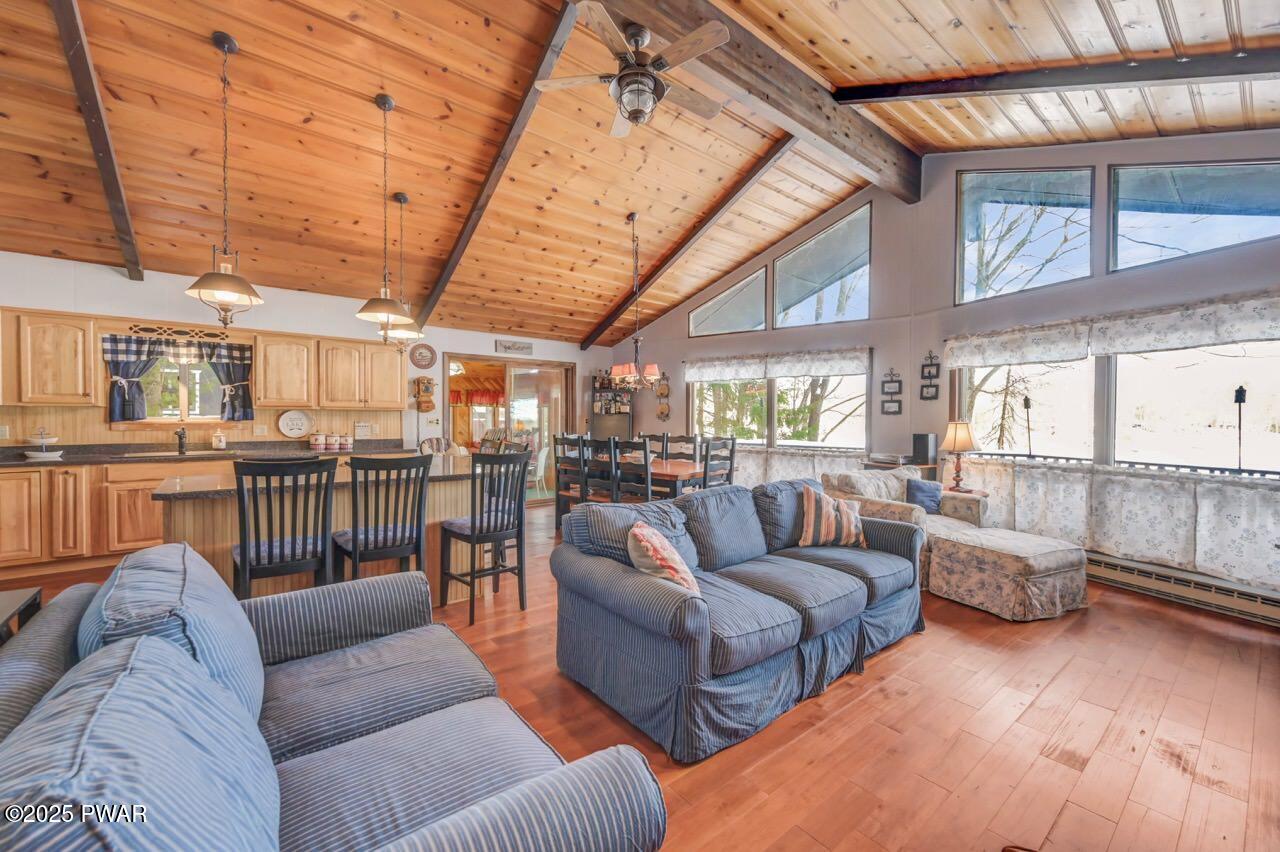 Lake Ariel, Pennsylvania, 18436, United States, 5 Bedrooms Bedrooms, ,2 BathroomsBathrooms,Residential,Active,2006806