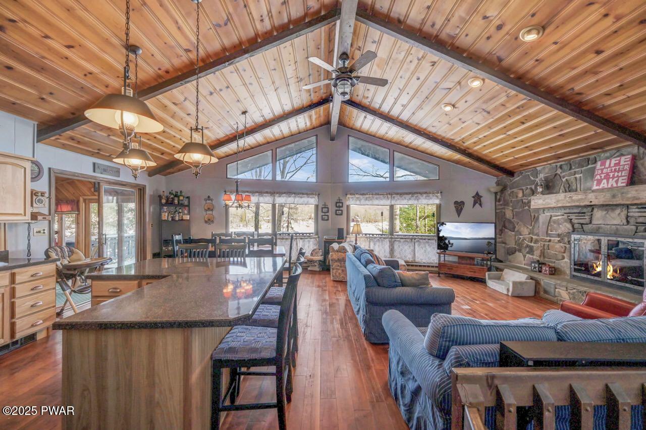 Lake Ariel, Pennsylvania, 18436, United States, 5 Bedrooms Bedrooms, ,2 BathroomsBathrooms,Residential,Active,2006806