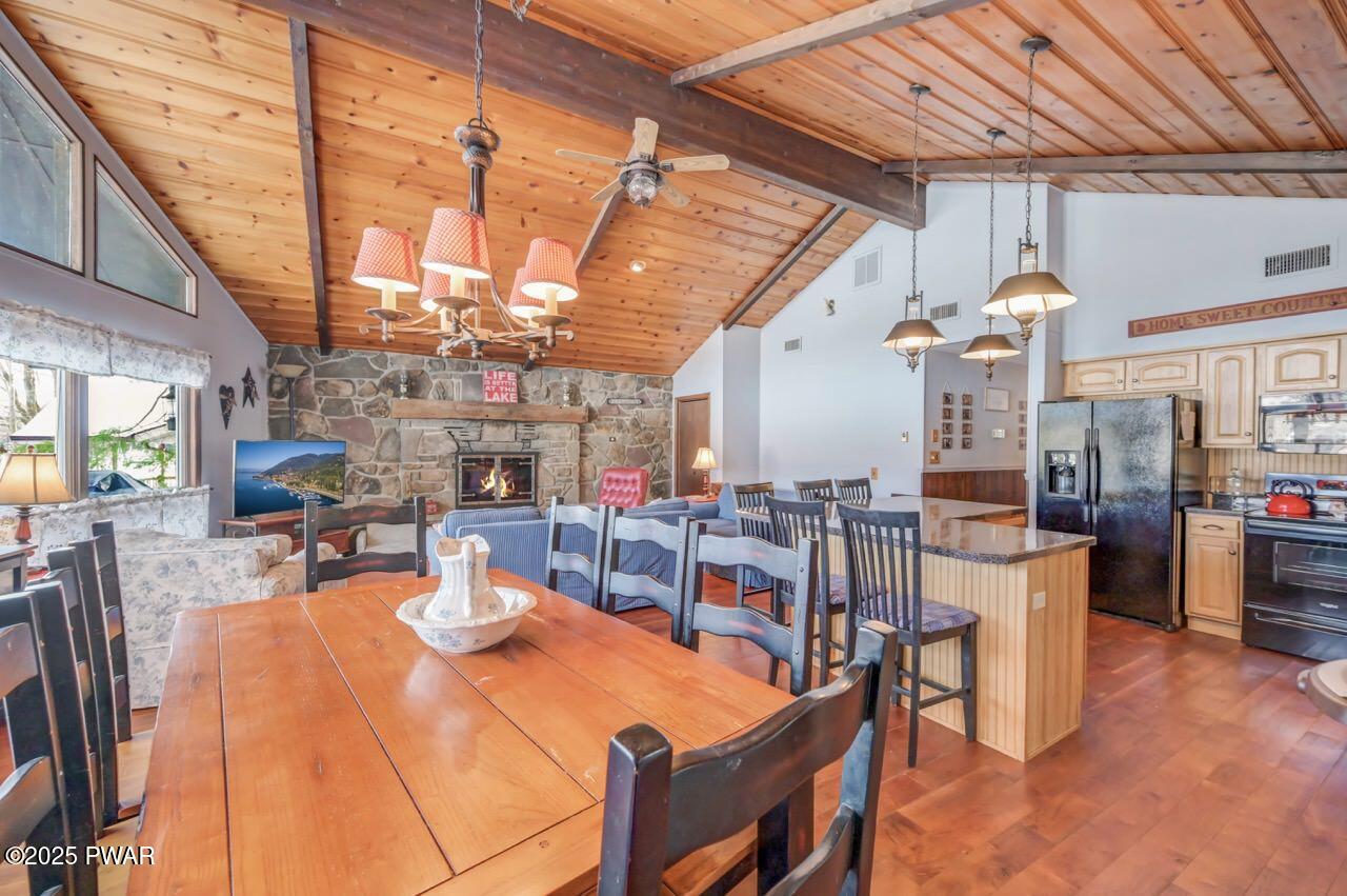 Lake Ariel, Pennsylvania, 18436, United States, 5 Bedrooms Bedrooms, ,2 BathroomsBathrooms,Residential,Active,2006806