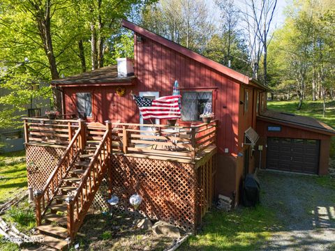 Homes For Sale - 22 Wildwood Terrace<br/> Lake Ariel, PA 18436