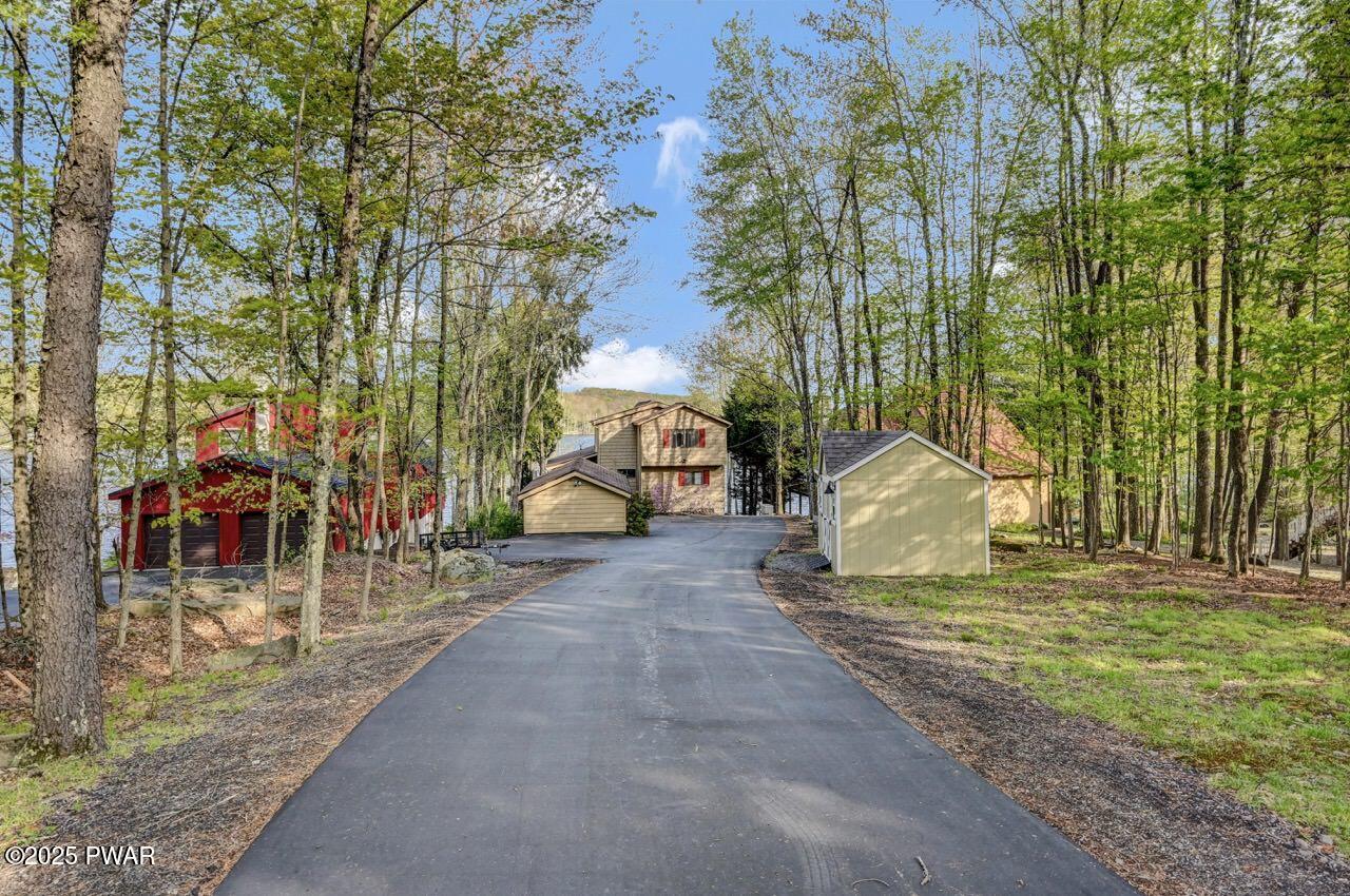 338 Lakeview Drive, Lake Ariel, Pennsylvania image 2