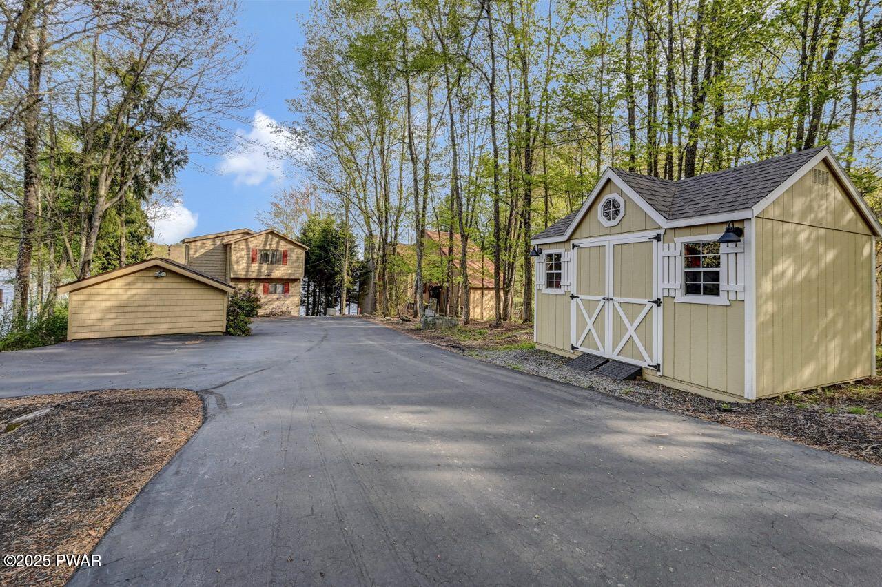 338 Lakeview Drive, Lake Ariel, Pennsylvania image 3