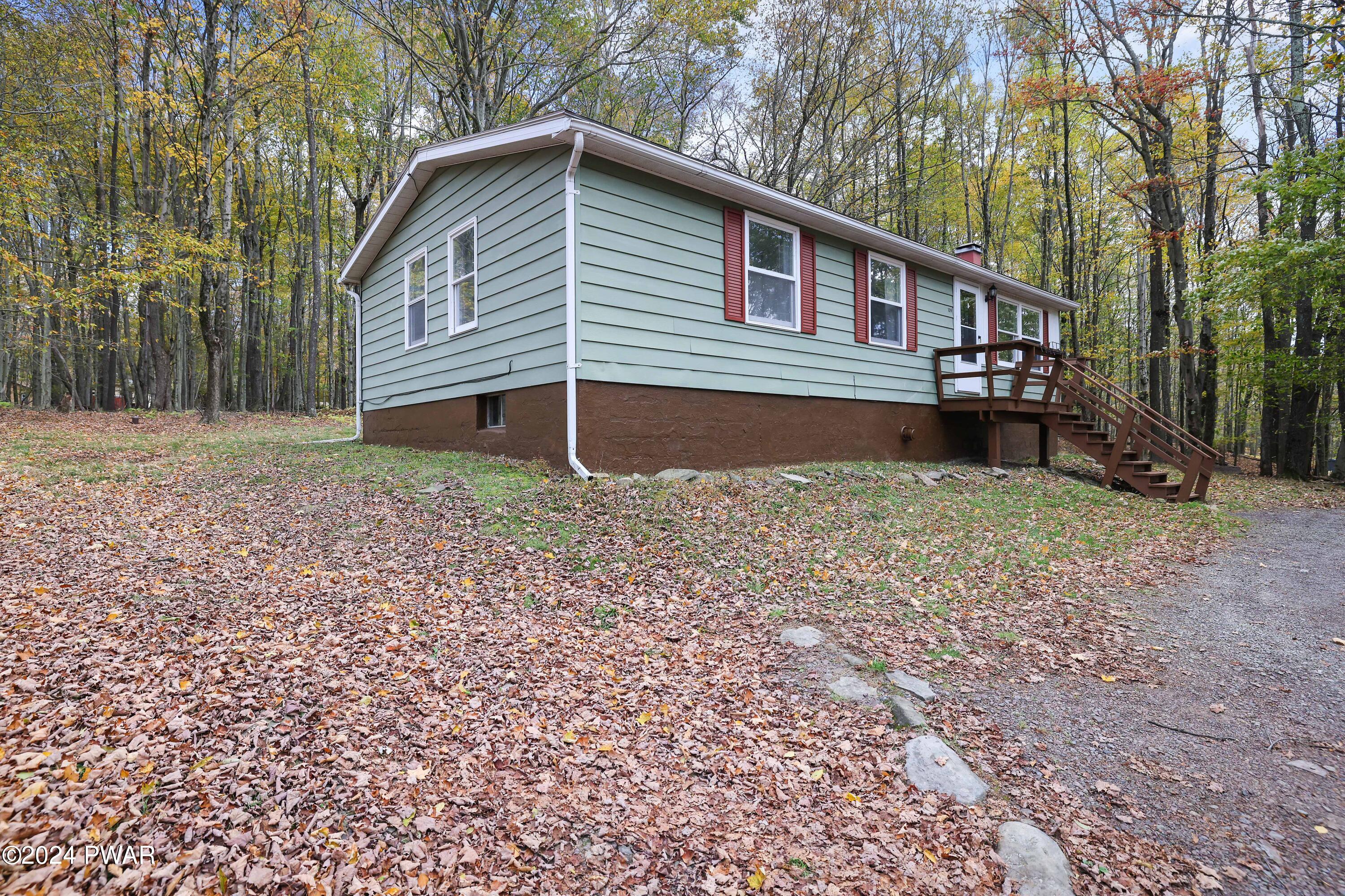 109 Running Deer Drive, Greentown, Pennsylvania image 1