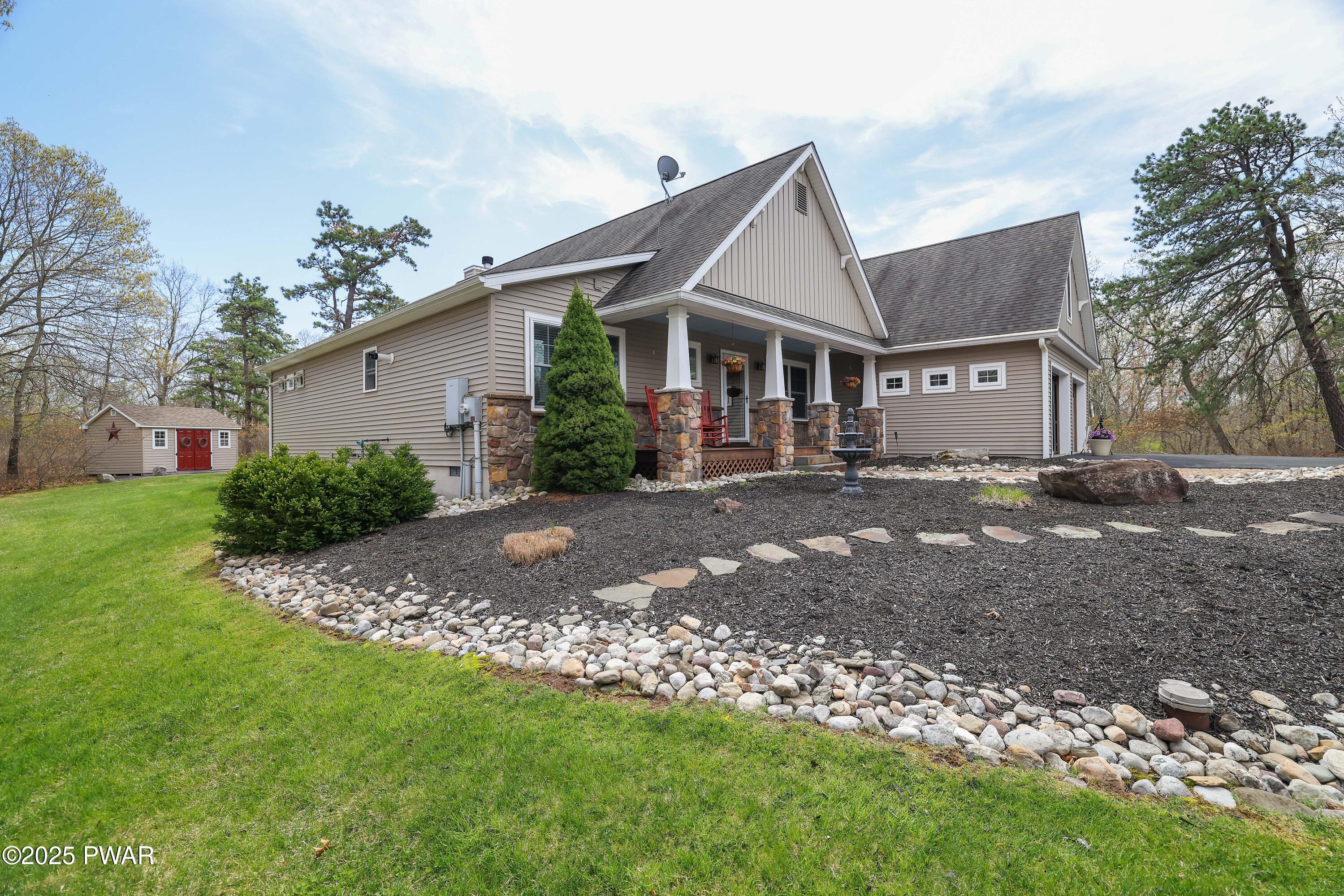 157 Blue Heron Way, Hawley, Pennsylvania image 3