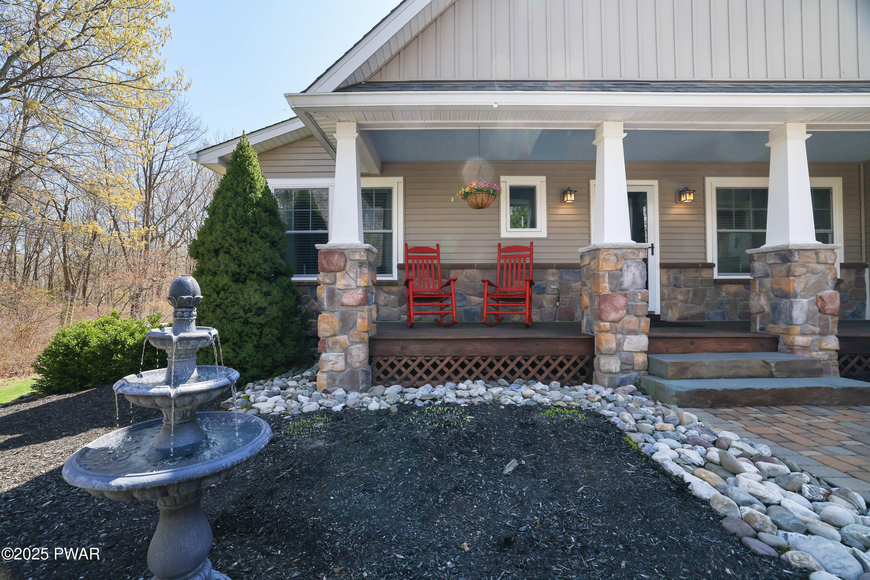 157 Blue Heron Way, Hawley, Pennsylvania image 2