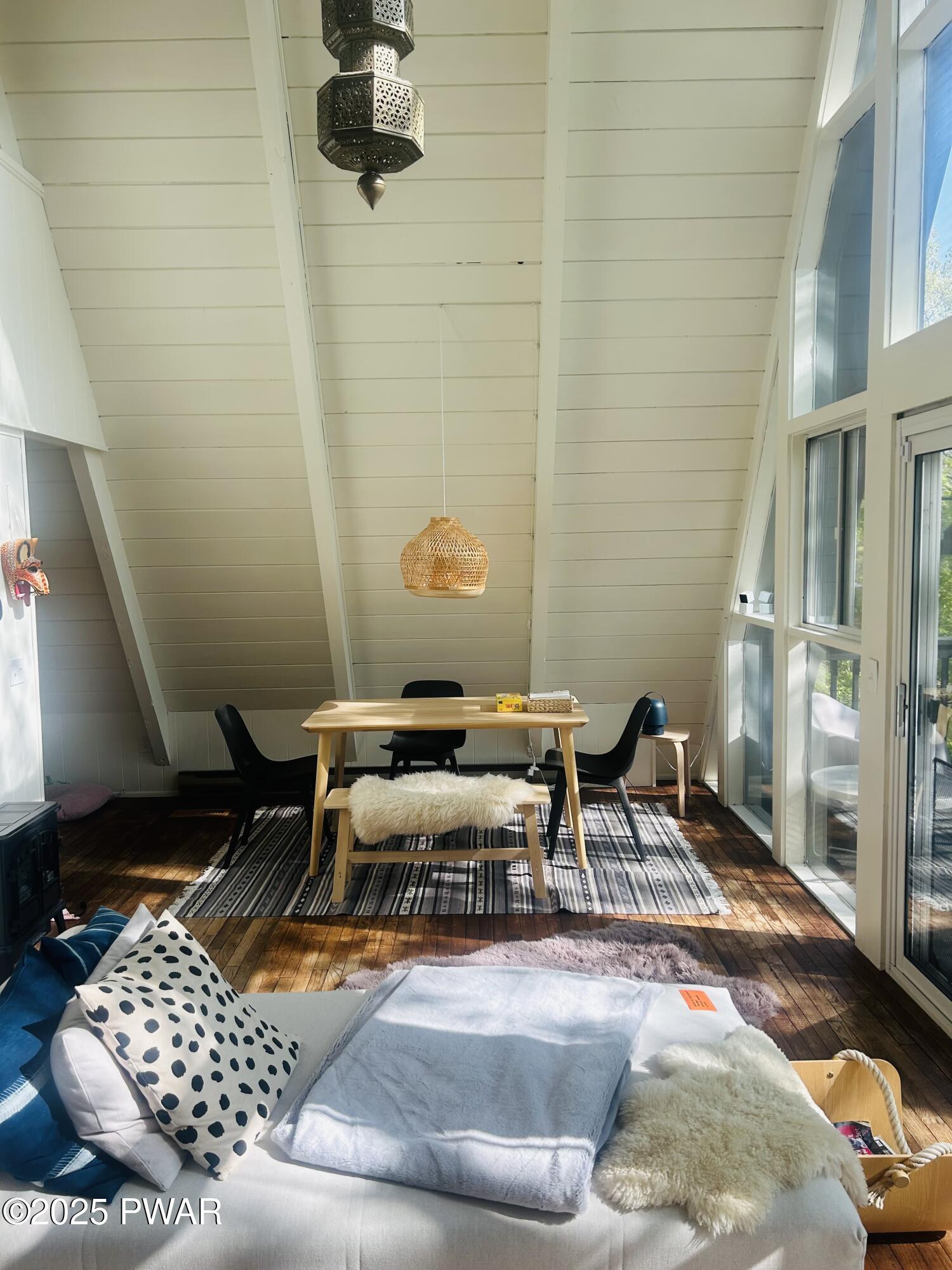 Lords Valley, Pennsylvania 18428, United States, 2 Bedrooms Bedrooms, ,2 BathroomsBathrooms,Residential,Active,130764