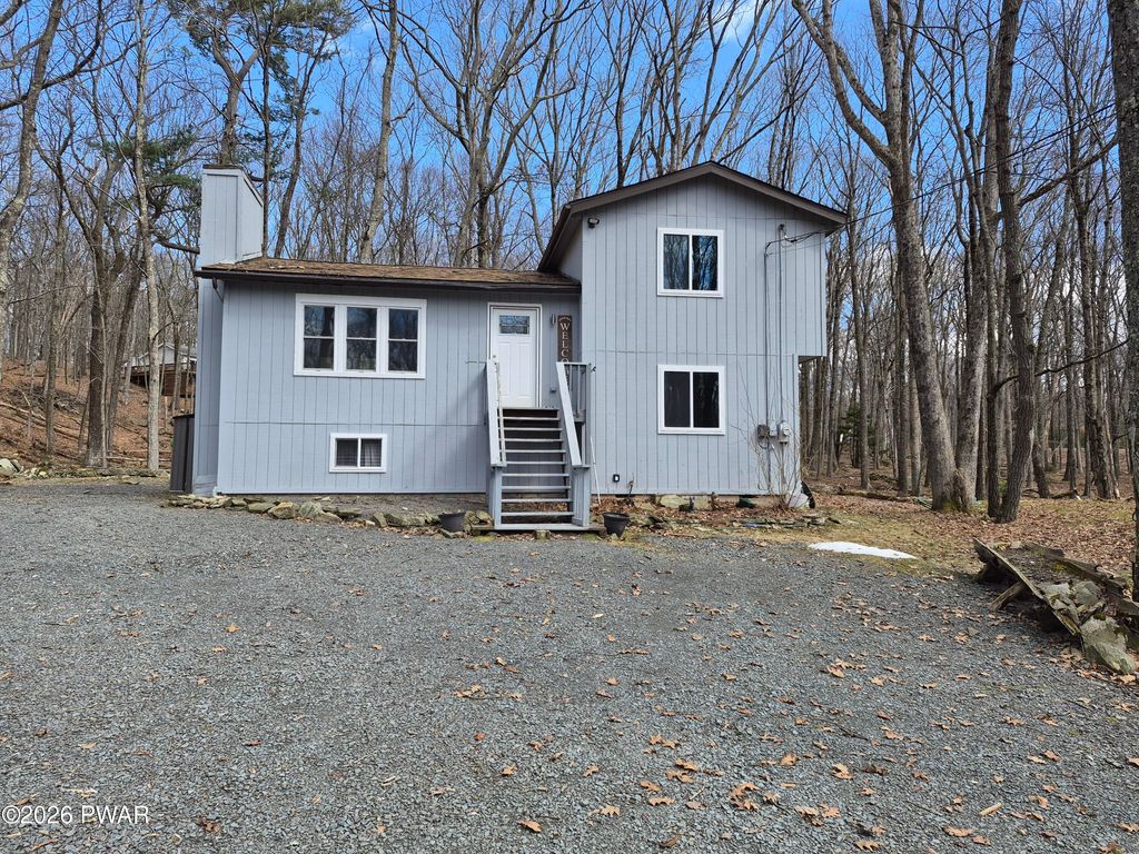 Photo of 805 Pastern Court, Hawley, PA 18428 (MLS # PW260580)