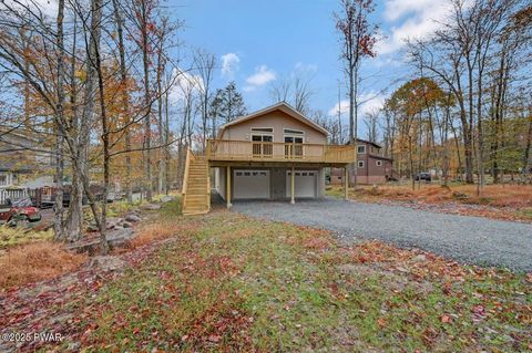 Homes For Sale - 1081 Lakeland Drive<br/> Wayne County, Lake Ariel, PA 18436