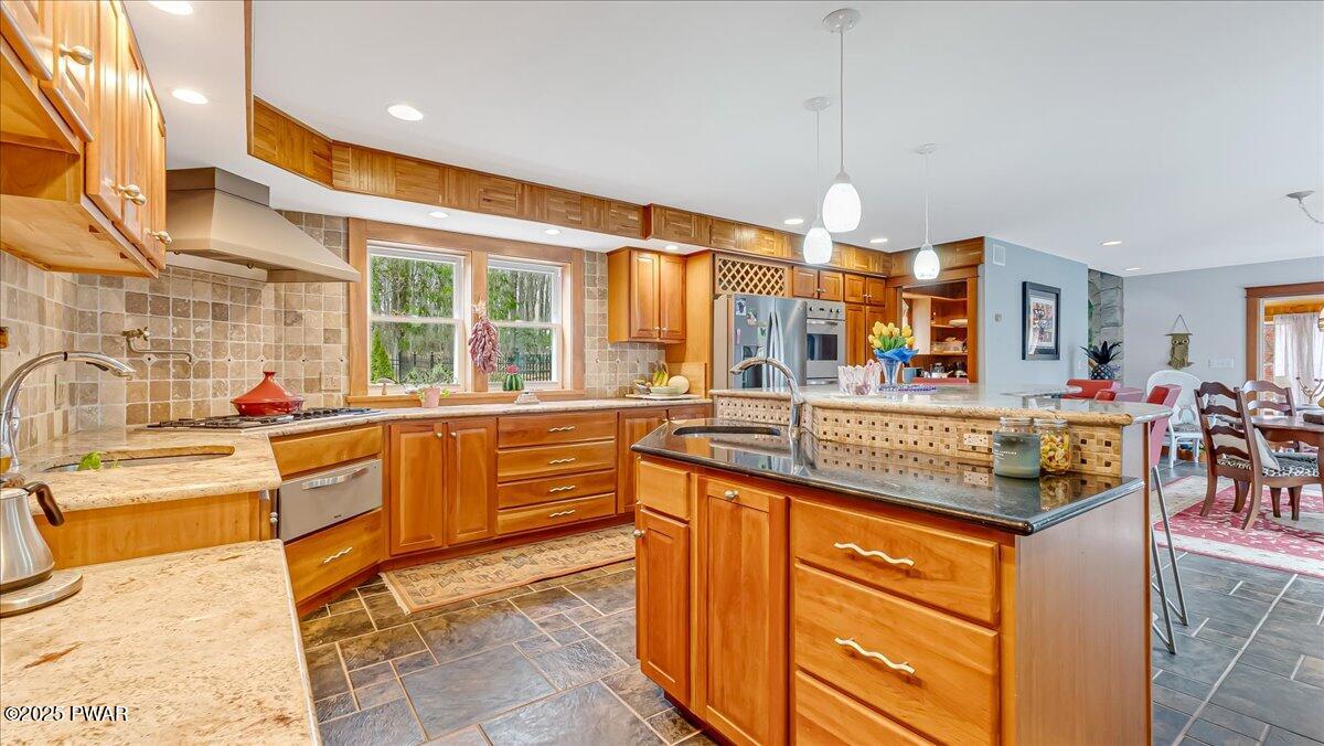 160 Long Road, Canadensis, Pennsylvania image 31