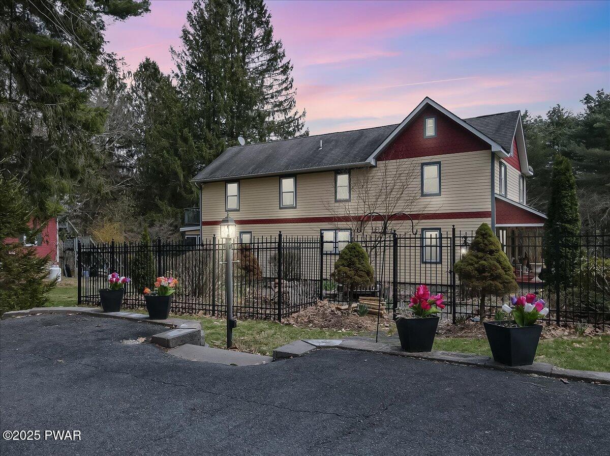 160 Long Road, Canadensis, Pennsylvania image 12