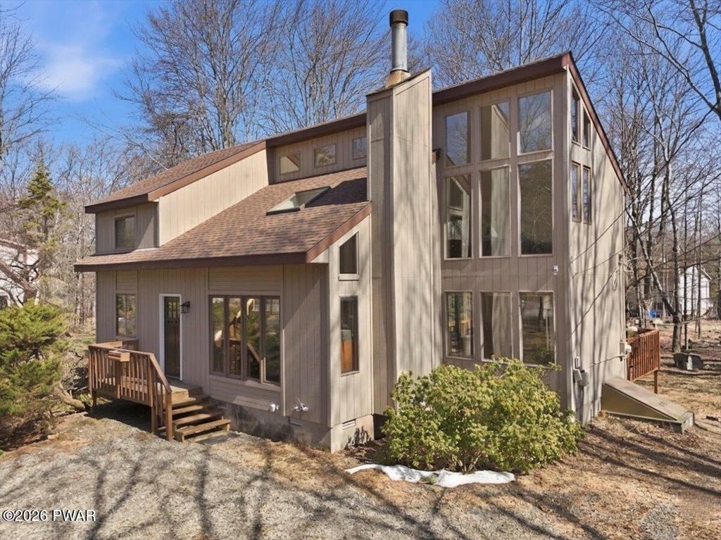 Photo of 2722 Pebble Court, Lake Ariel, PA 18436 (MLS # PW260509)