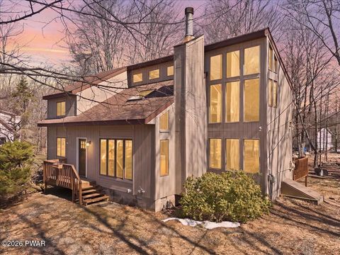 Homes For Sale - 2722 Pebble Court<br/> Wayne County, Lake Ariel, PA 18436