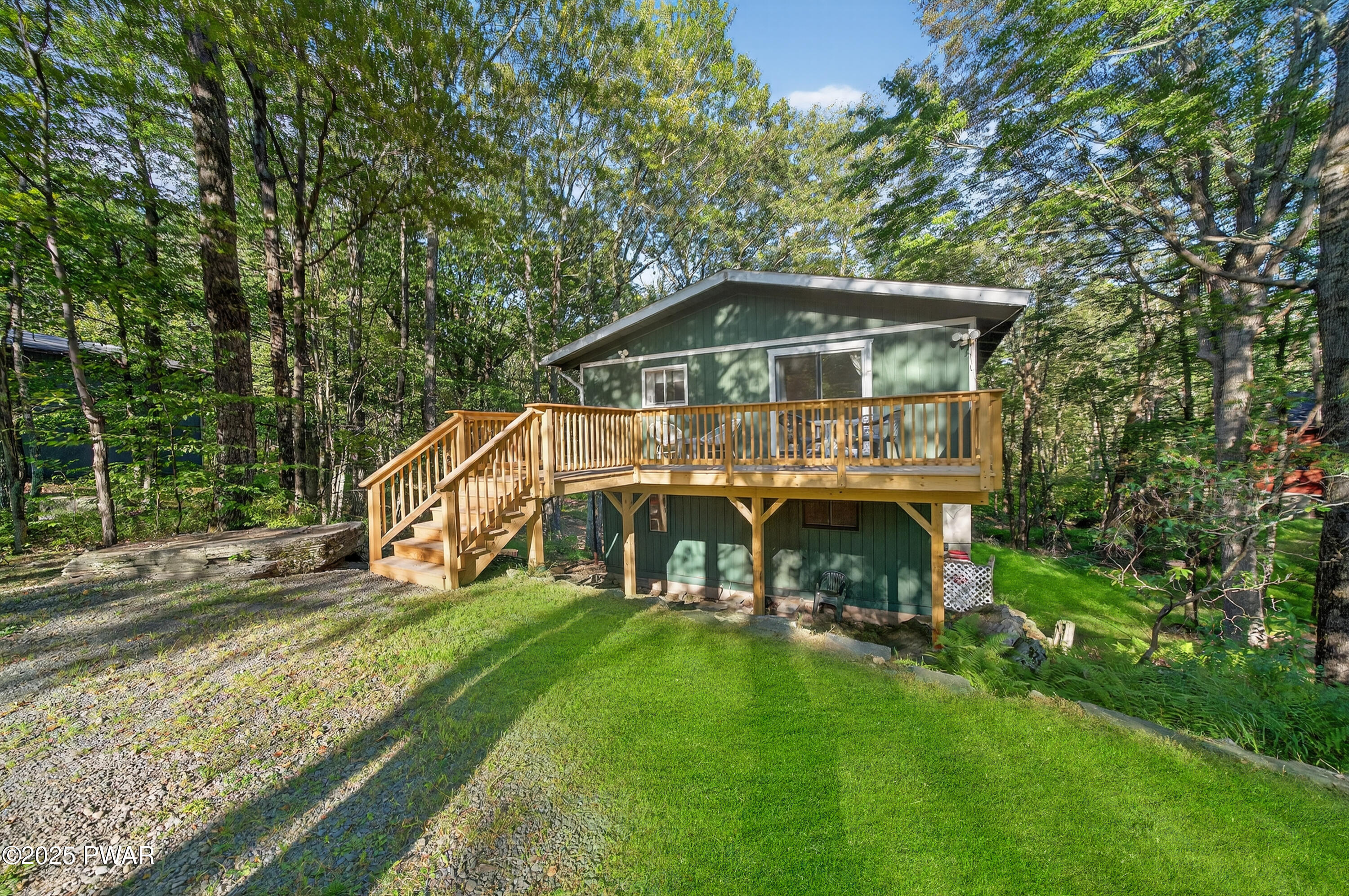 Lords Valley, Pennsylvania 18428, United States, 3 Bedrooms Bedrooms, ,2 BathroomsBathrooms,Residential,Active,201011